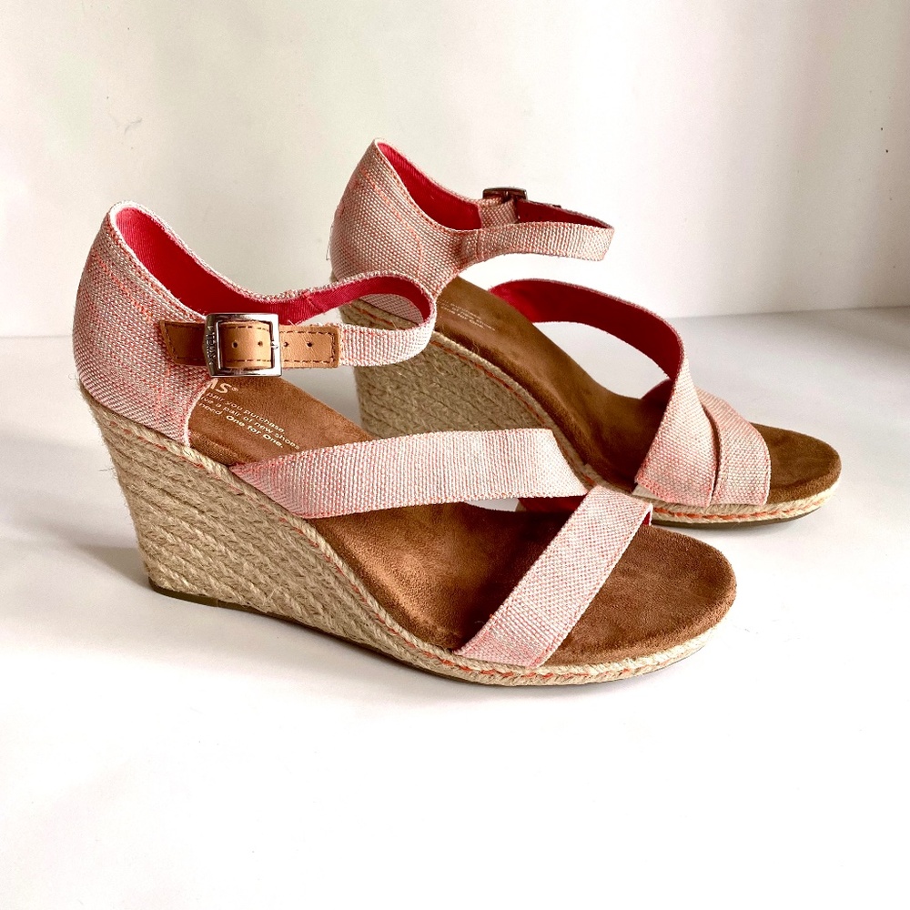 TOMS Women's Clarissa Wedge Espadrille Coral with Jute Size 10